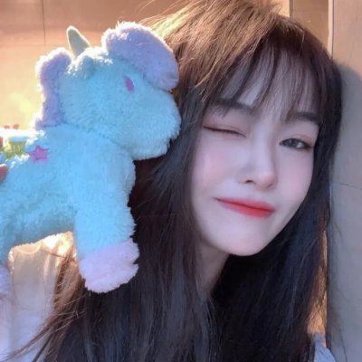 少女卡米拉